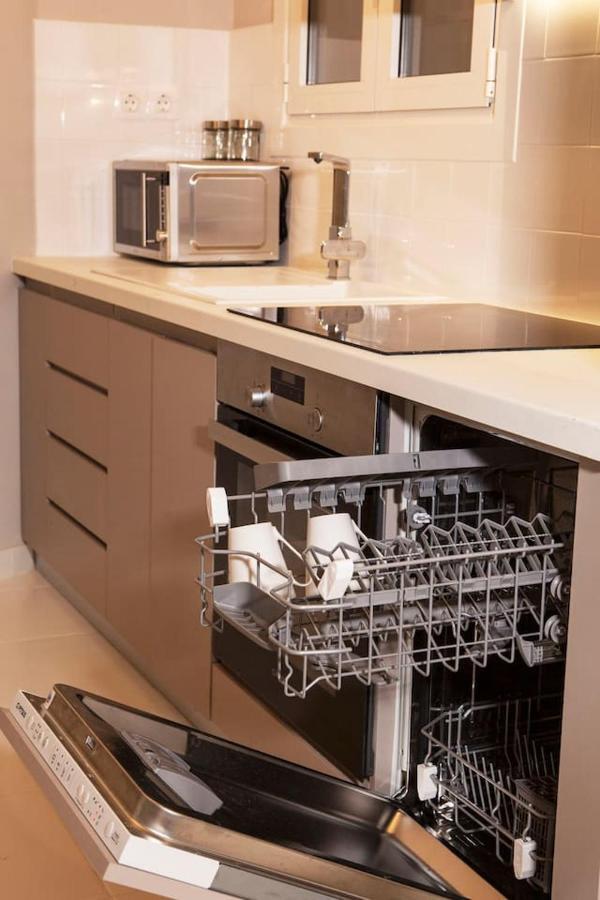 Chic & Comfortable Central Apart, Close To National Archeological Museum! Athena Bagian luar foto